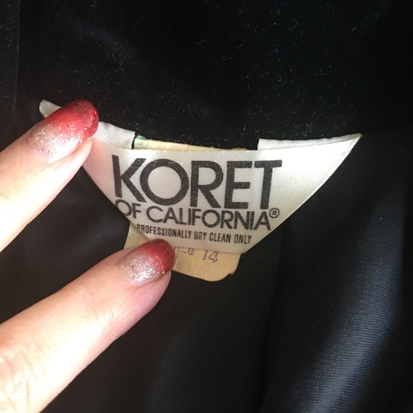 90s Y2K VINTAGE Black Velvet Blazer by Koret - Picture 2 of 4